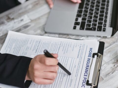 How to Secure Low Premium Rates on Term Life Insurance